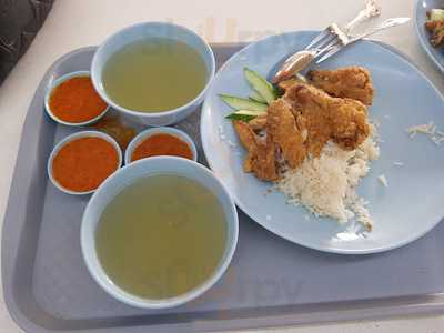 Victor Famous Fried Chicken