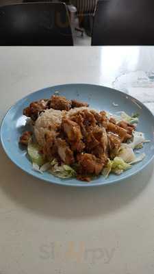 Victor Famous Fried Chicken