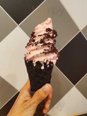 Little Damage Wheelock, Singapore