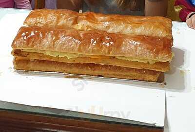 Ritz Apple Strudel
