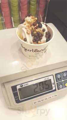 Yogurtland