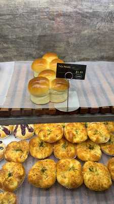 Proofer Bakery & Pizzeria