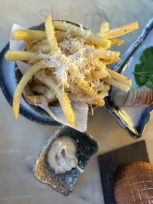 Le Noir Bar & Lounge