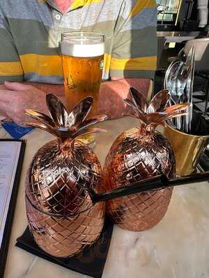 Le Noir Bar & Lounge