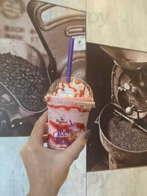 The Coffee Bean & Tea Leaf