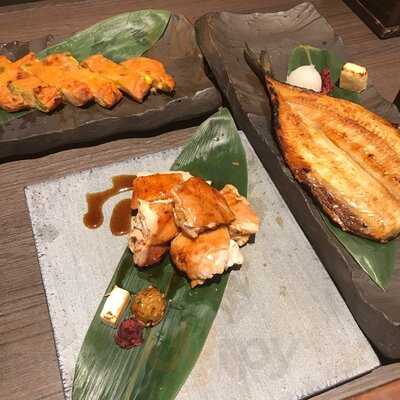 Charcoal Grill & Salad Bar Keisuke