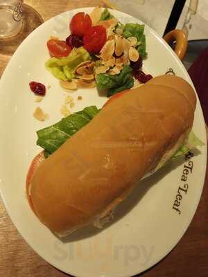 The Coffee Bean & Tea Leaf