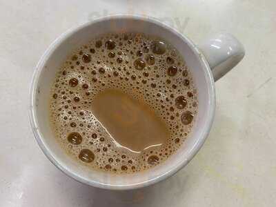 Dynamic Dining House