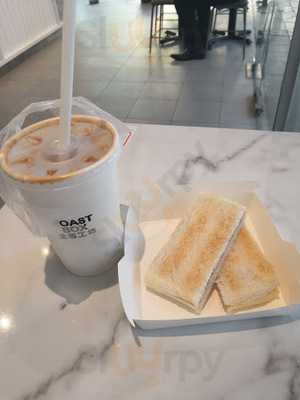 Toast Box