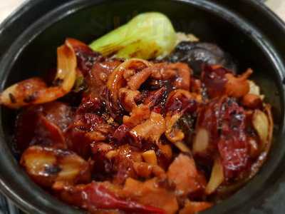 A-one Claypot House