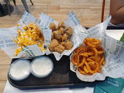 Wingstop Jcube