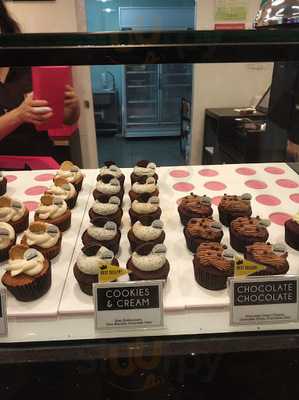Twelve Cupcakes