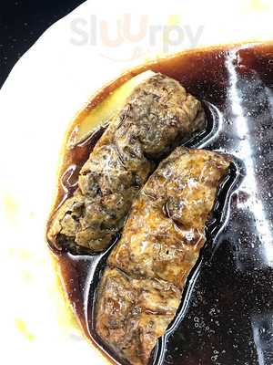 Teochew Porridge And Kway Chap