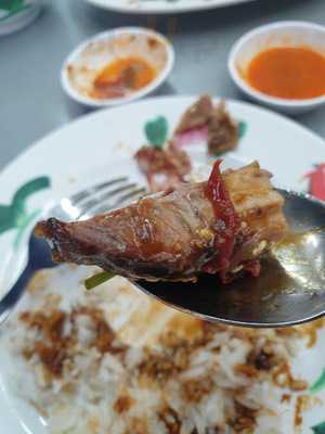 Hua Zai Roasted Duck