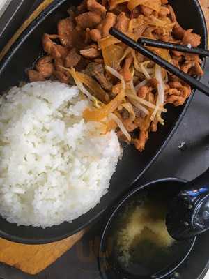 Boon Chiang Hainanese Chicken Rice