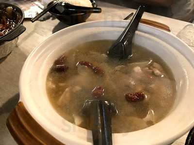 Lau Wang Claypot Delights