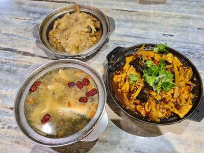 Lau Wang Claypot Delights