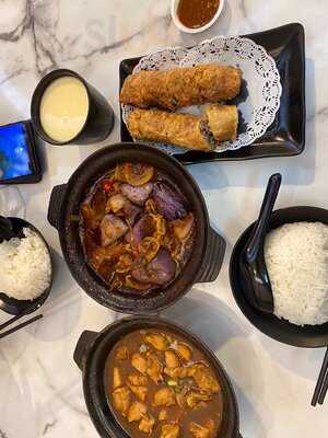 Lau Wang Claypot Delights