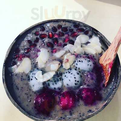 Pretty Good Smoothie Bowl