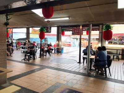 Yong Heng Fried Baby Squid Prawn Mee