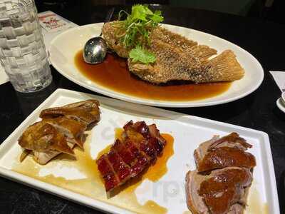 Crystal Jade Pavilion (crowne Plaza)