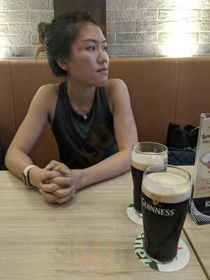 Anglo Indian Cafe & Bar