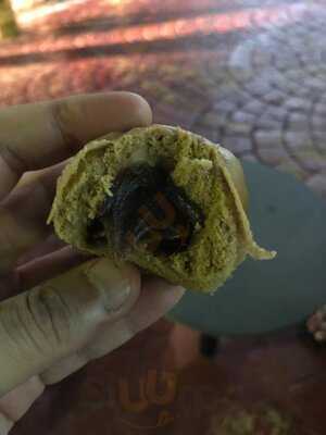 Rong Yi Local Handmade Pau