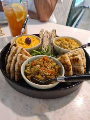 Pano Kato Grill, Pizza & Deli