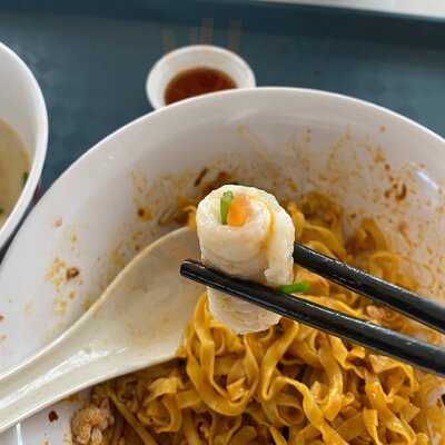 Ah Hua Teochew Fishball Noodle