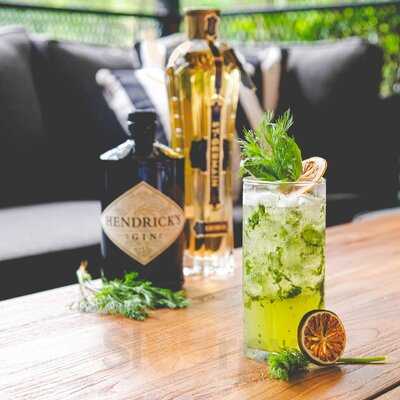 Naturelle + Cafe + Dining + Lounge