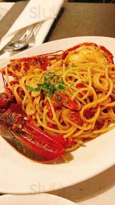 Mazzo Restaurant & Bar