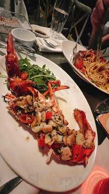 Mazzo Restaurant & Bar