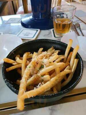 Tipsy Bird Gastrobar