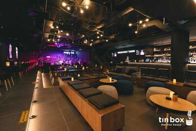 Tin Box The Live House
