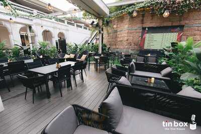 Tin Box The Live House