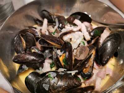 Btm Mussels & Bar