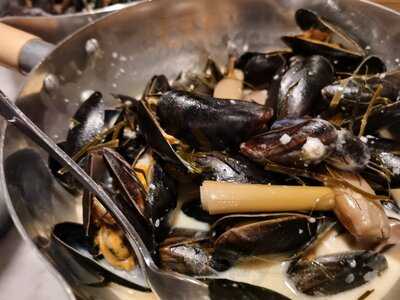 Btm Mussels & Bar