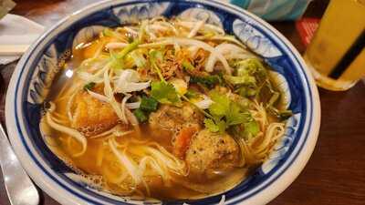 Co Chung - Authentic Taste Of Vietnam