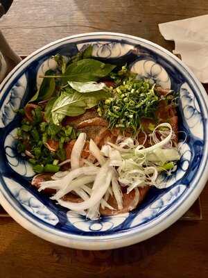 Co Chung - Authentic Taste Of Vietnam