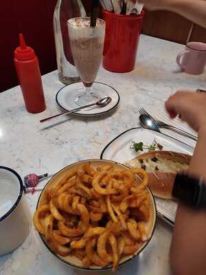 Broadway American Diner