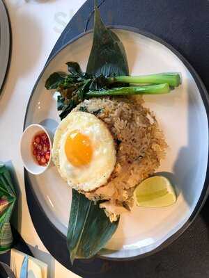 Tee Deck - Al Fresco Bar & Grill