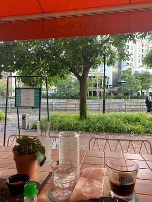 Prive Robertson Quay