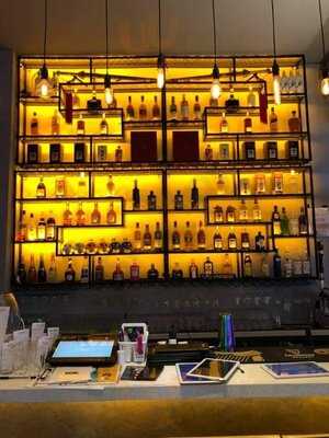 Smash Fusion Kitchen & Bar (dd Eatzakaya)