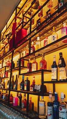 Smash Fusion Kitchen & Bar (dd Eatzakaya)