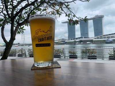 Brewerkz (one Fullerton)