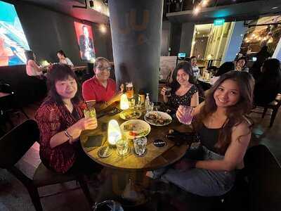 Simply Live By Tin Box