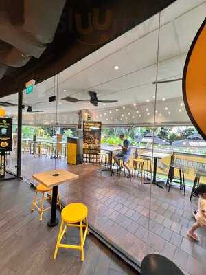 Guzman Y Gomez - Serene Centre