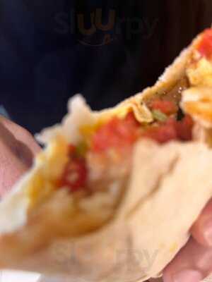 Guzman Y Gomez - Serene Centre