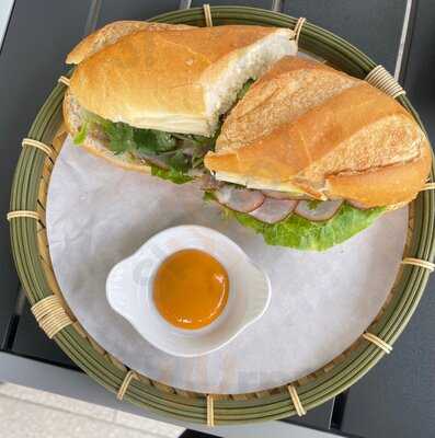 Lily's Gourmet Bistro