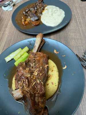 Hopscotch (capitol Theatre)